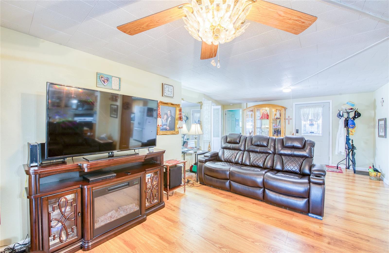 18675 US HIGHWAY 19 N, #303, Clearwater, FL 33764