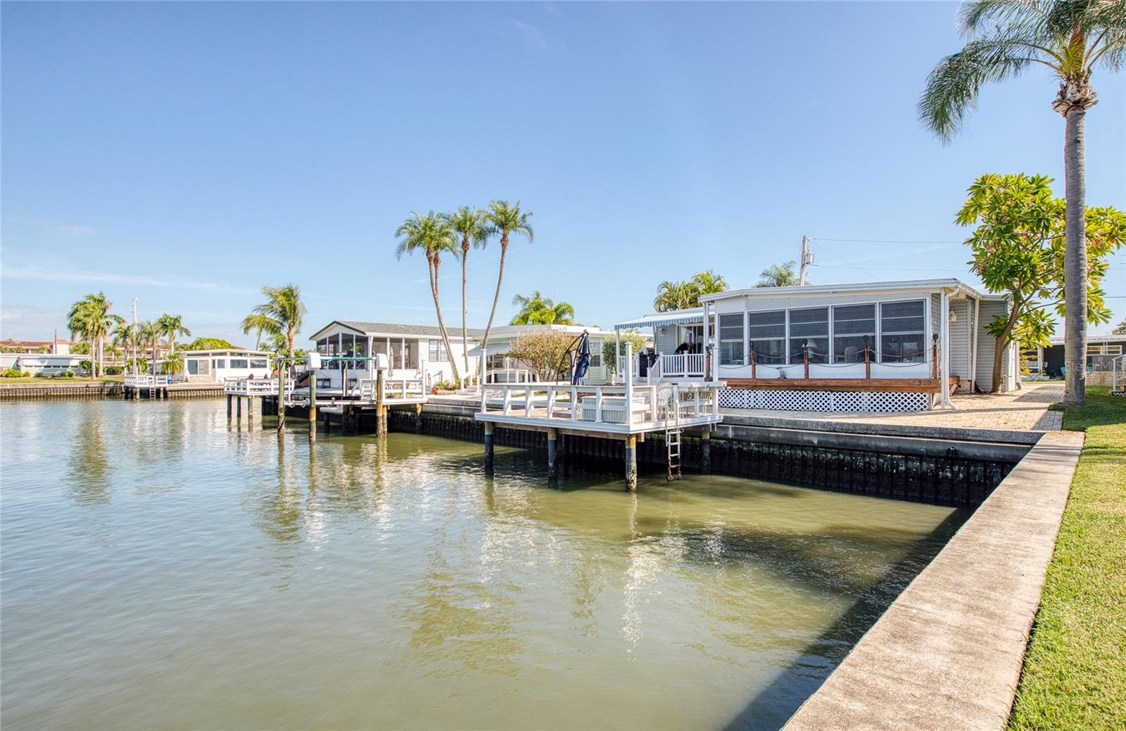 18675 US HIGHWAY 19 N, #303, Clearwater, FL 33764