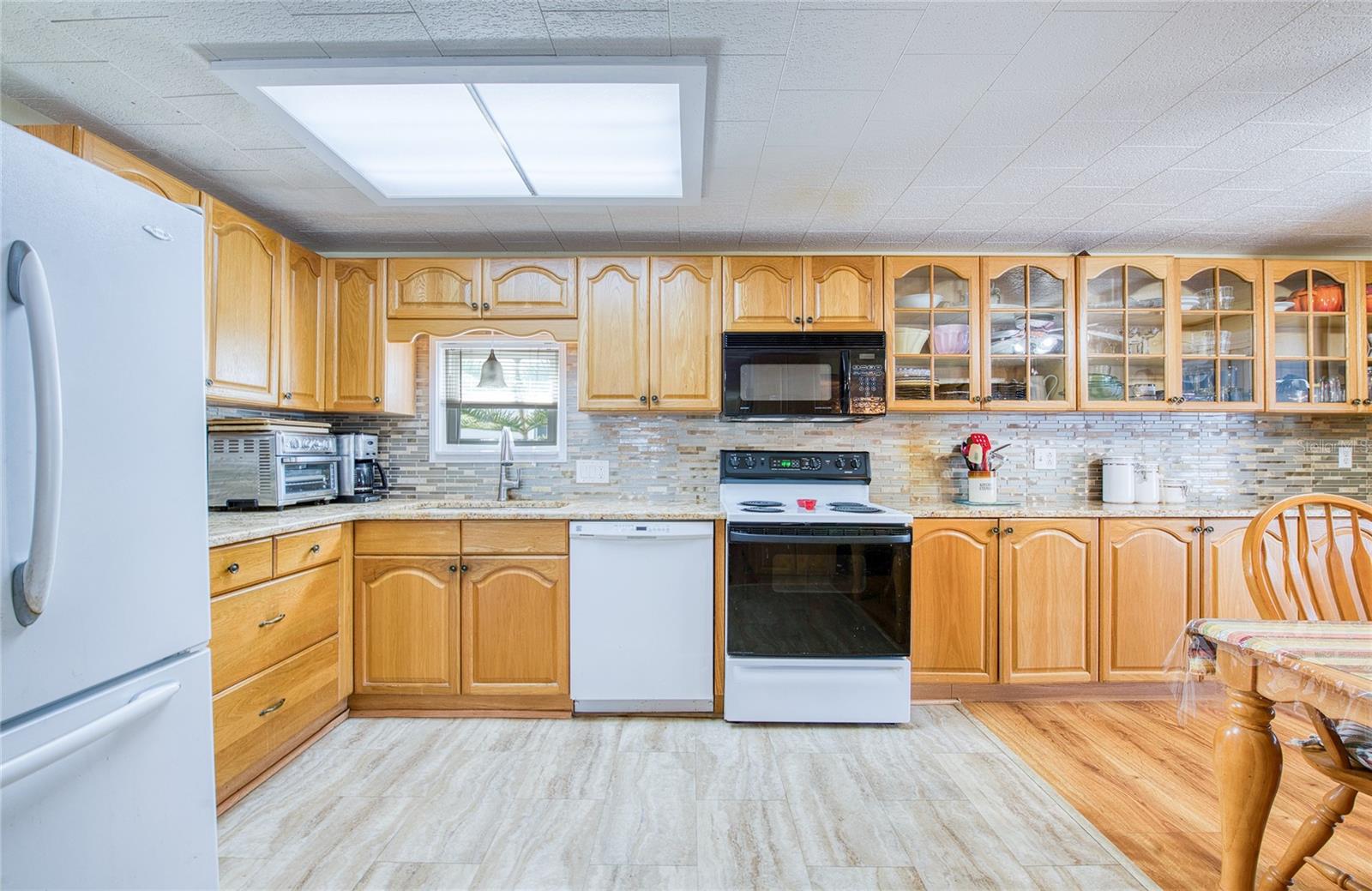 18675 US HIGHWAY 19 N, #303, Clearwater, FL 33764