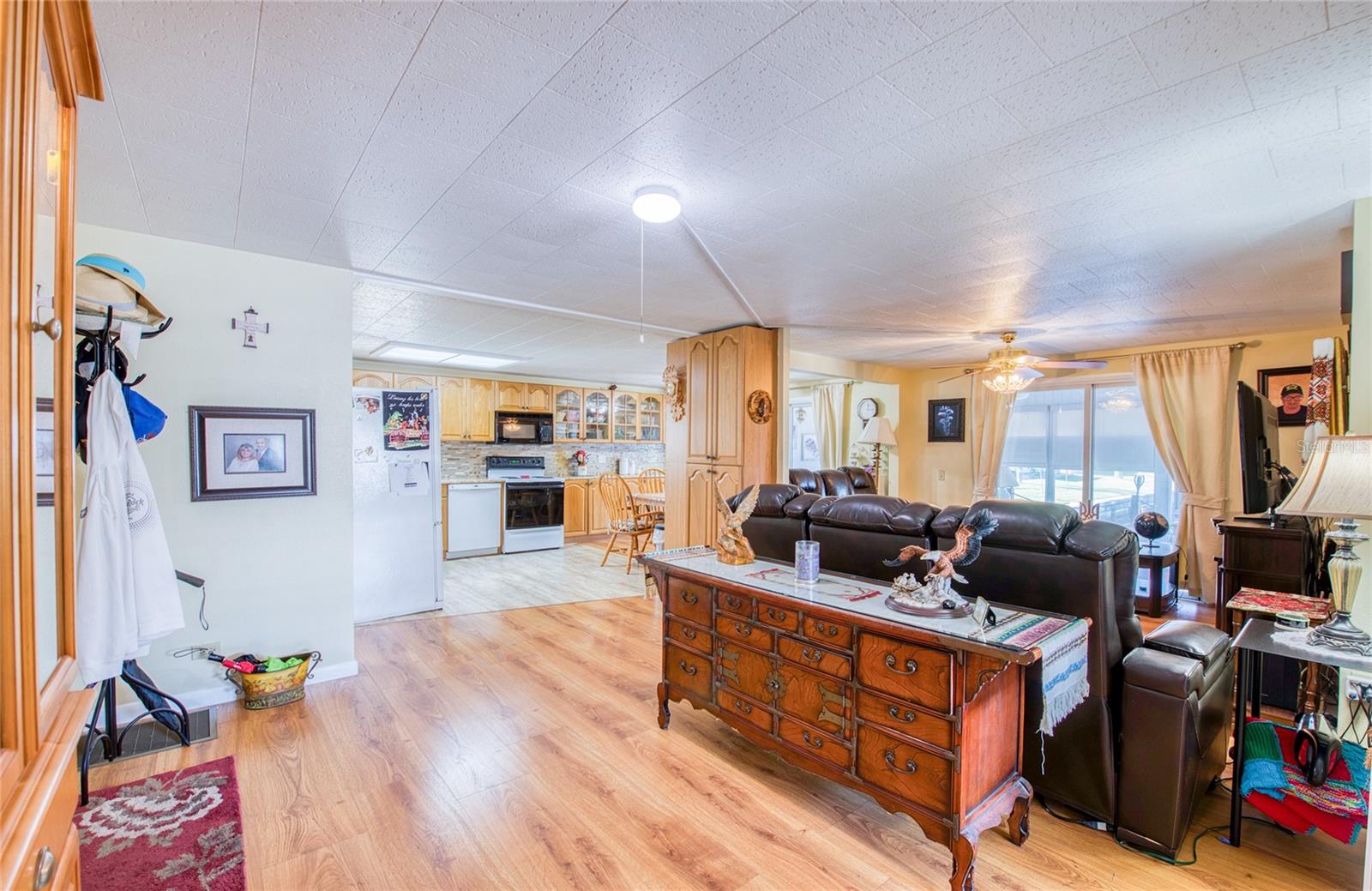 18675 US HIGHWAY 19 N, #303, Clearwater, FL 33764