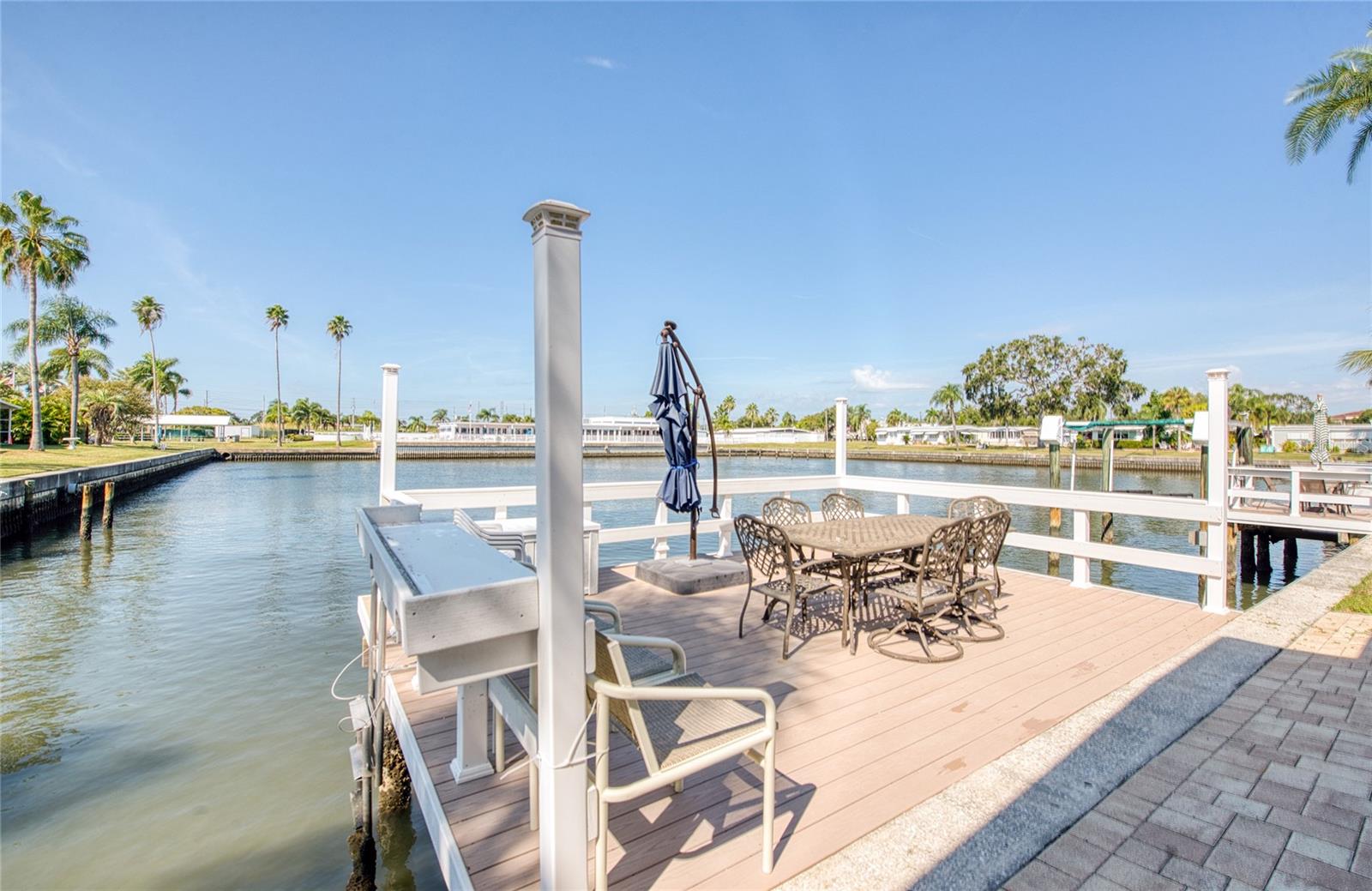18675 US HIGHWAY 19 N, #303, Clearwater, FL 33764