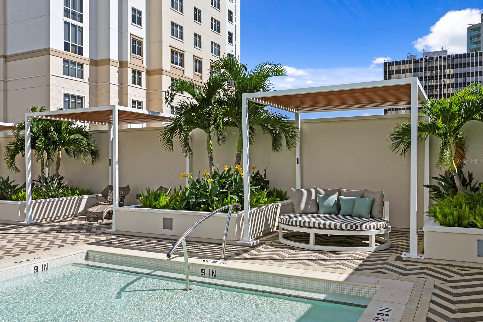 126 4TH AVENUE NE, #502, St Petersburg, FL 33701