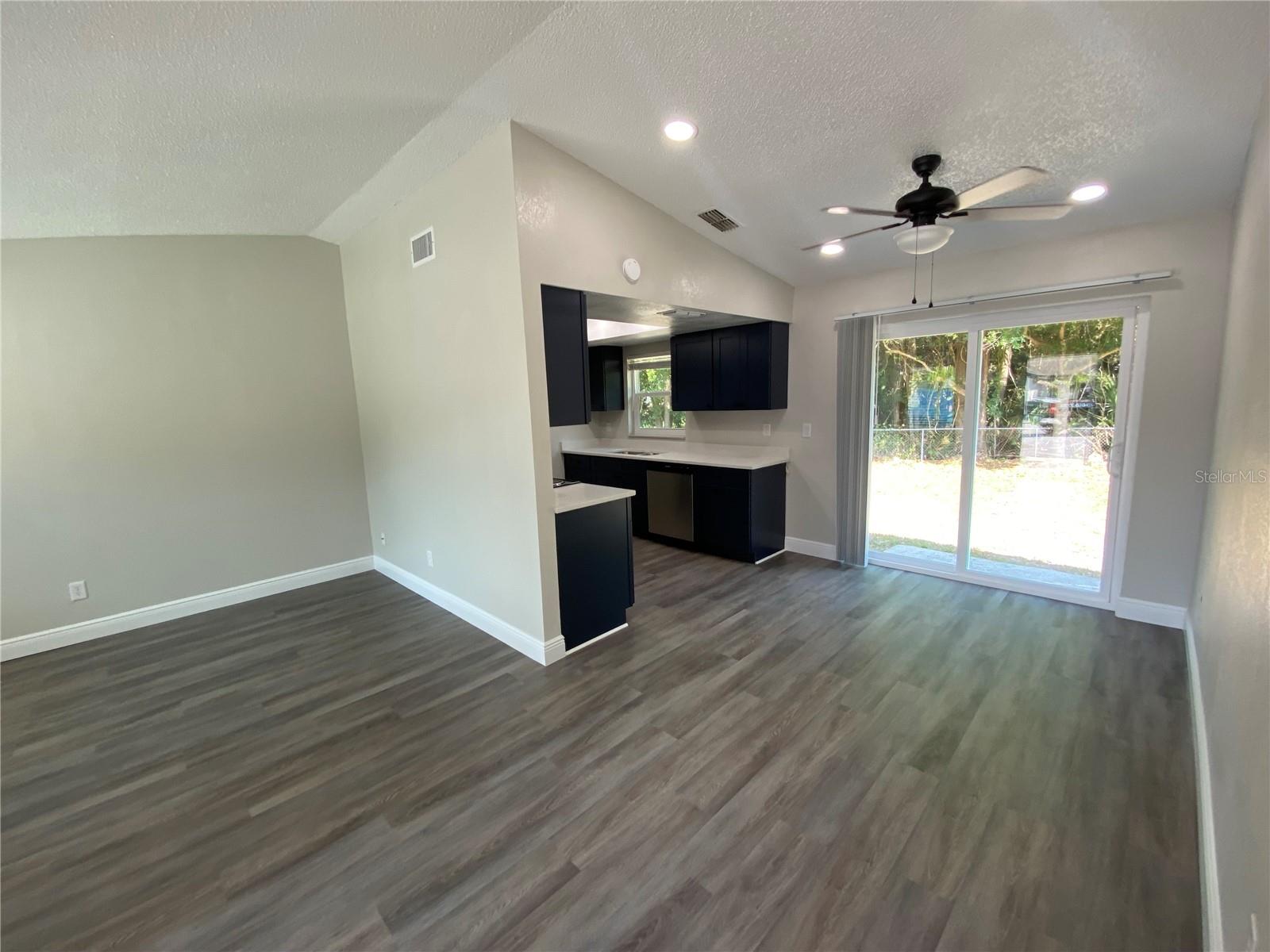 210 SAINT PETERSBURG DRIVE E, #C, Oldsmar, FL 34677 210 SAINT PETERSBURG DRIVE E, #C, Oldsmar, FL 34677