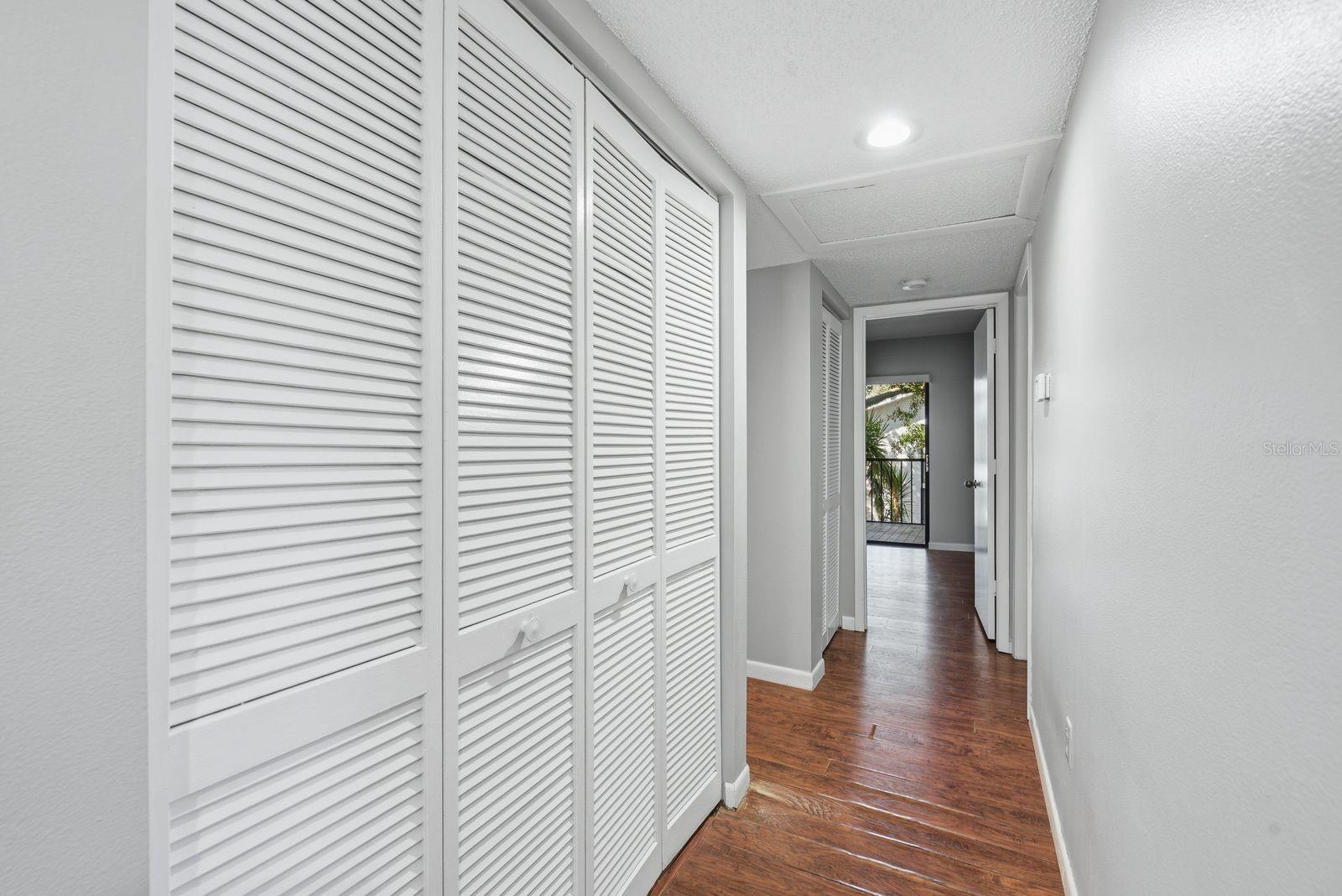 300 S FLORIDA AVENUE, #100L, Tarpon Springs, FL 34689