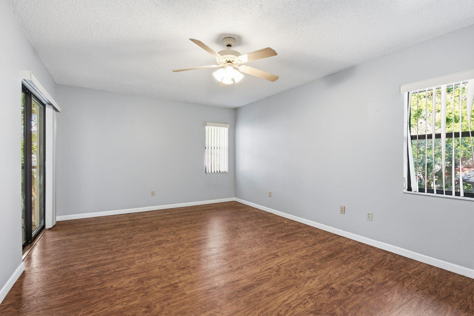 300 S FLORIDA AVENUE, #100L, Tarpon Springs, FL 34689