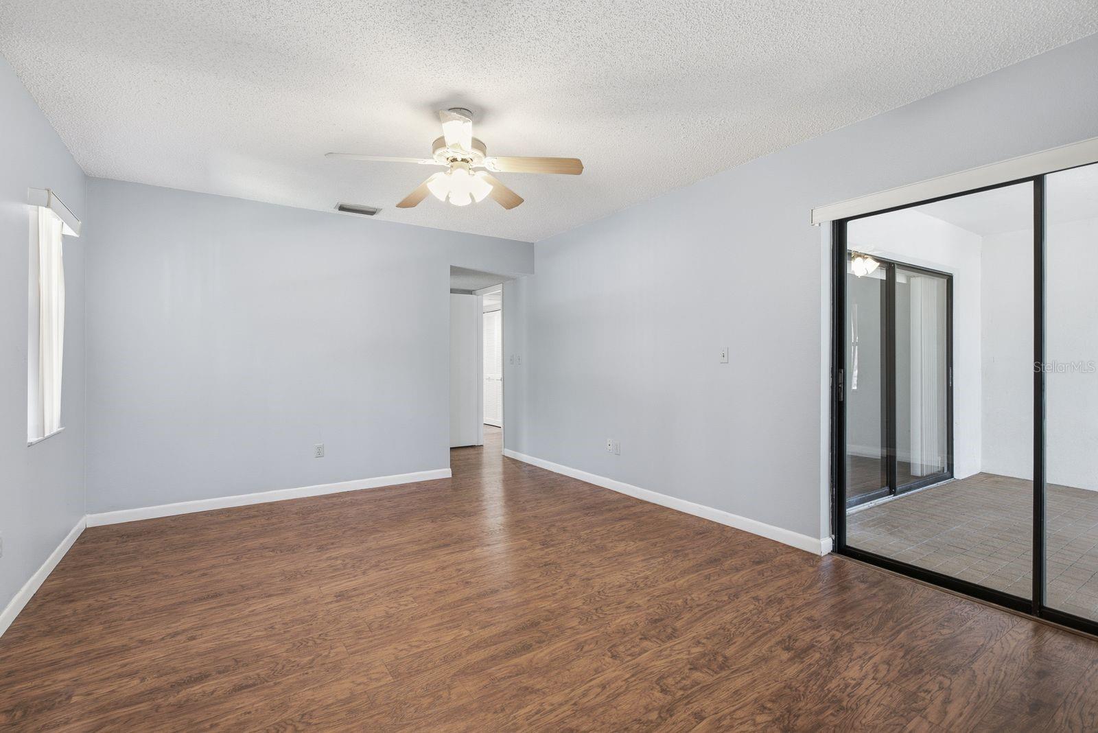 300 S FLORIDA AVENUE, #100L, Tarpon Springs, FL 34689