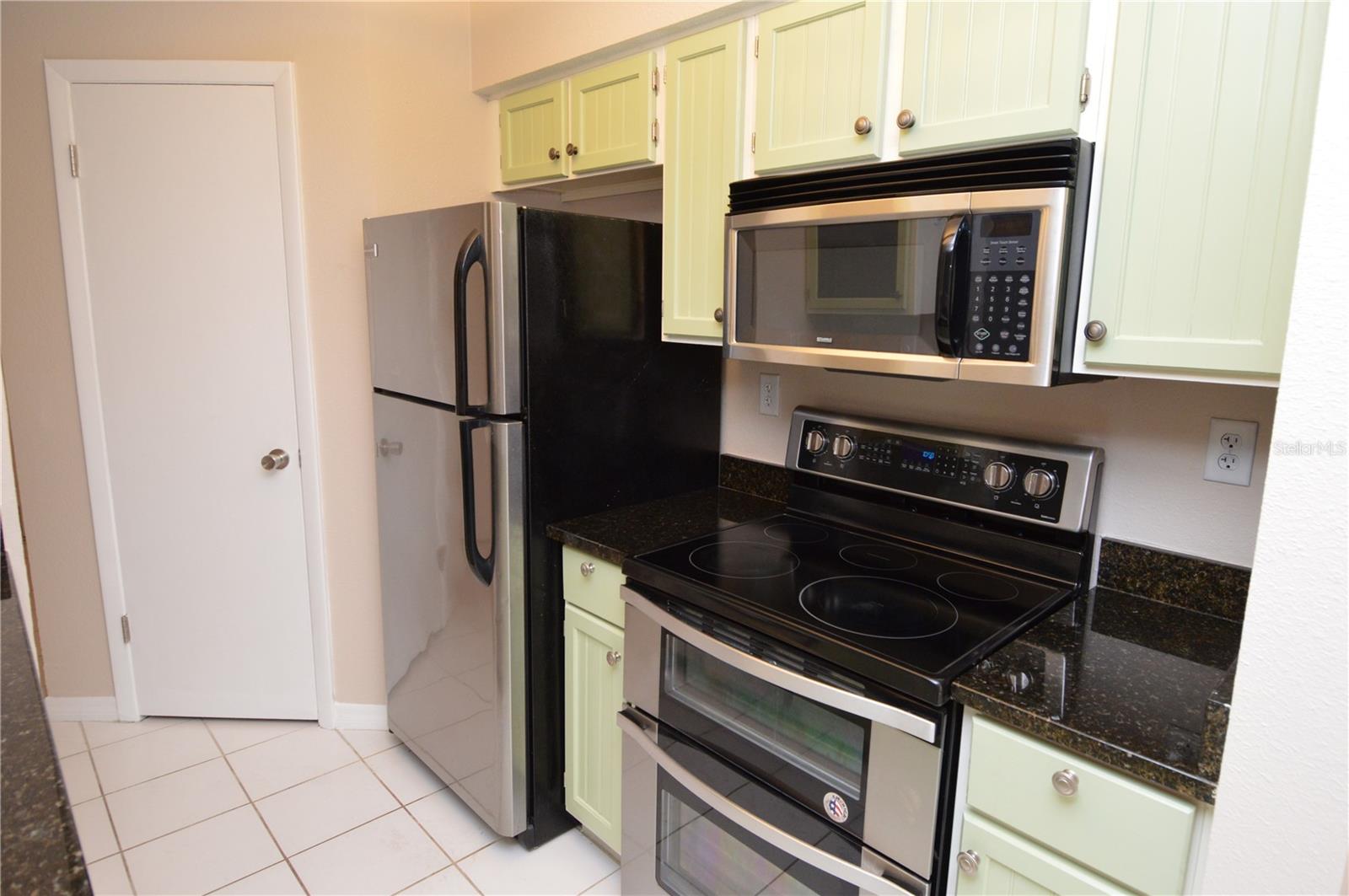 8647 MALLARD RESERVE DRIVE, #203, Tampa, FL 33614