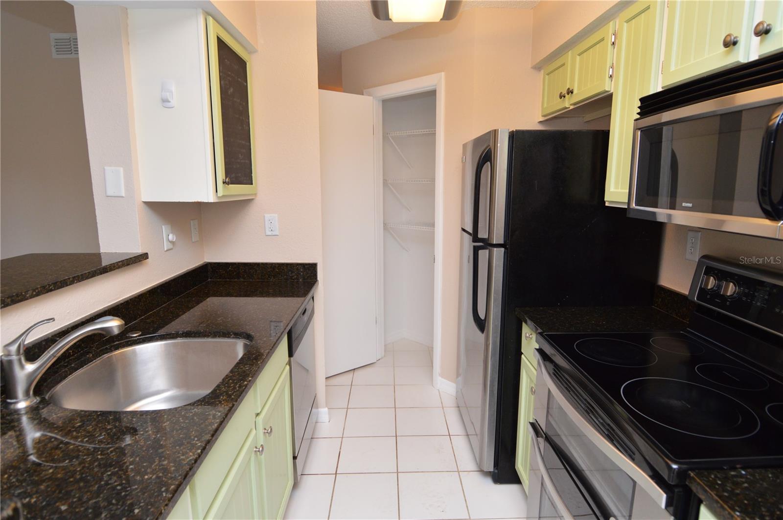 8647 MALLARD RESERVE DRIVE, #203, Tampa, FL 33614