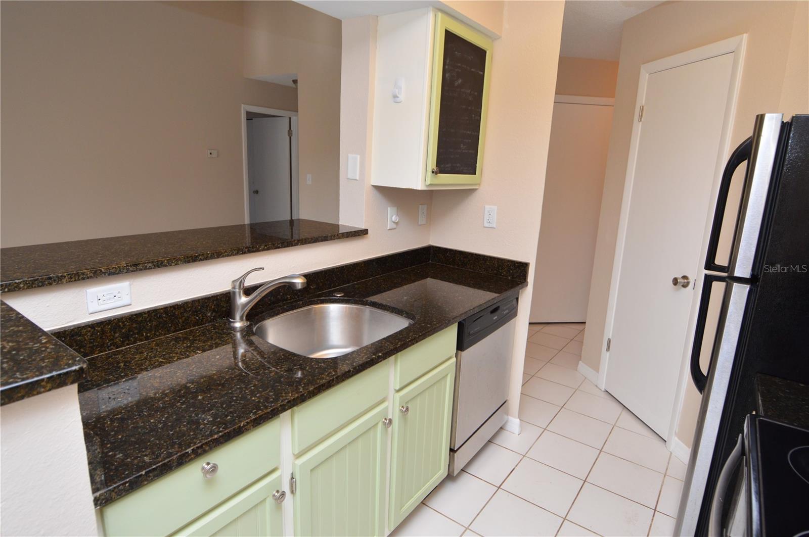 8647 MALLARD RESERVE DRIVE, #203, Tampa, FL 33614