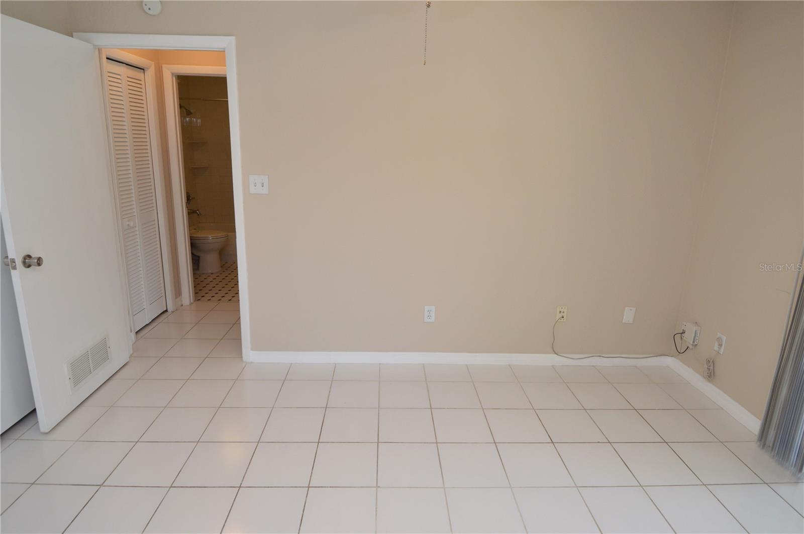8647 MALLARD RESERVE DRIVE, #203, Tampa, FL 33614