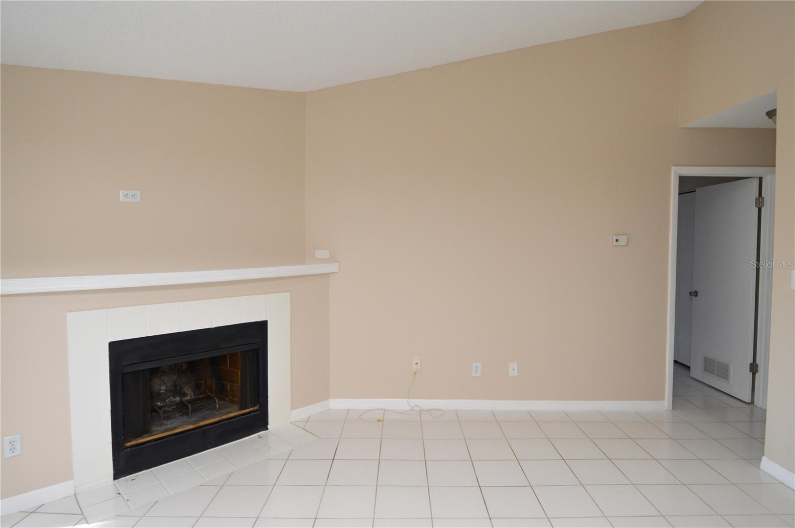 8647 MALLARD RESERVE DRIVE, #203, Tampa, FL 33614