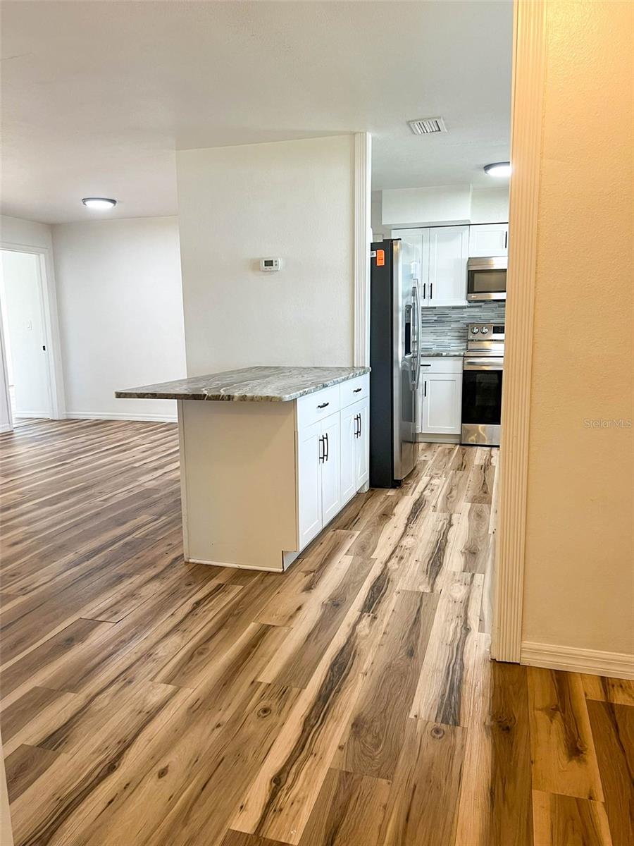 9270 111TH STREET, Seminole, FL 33772 9270 111TH STREET, Seminole, FL 33772