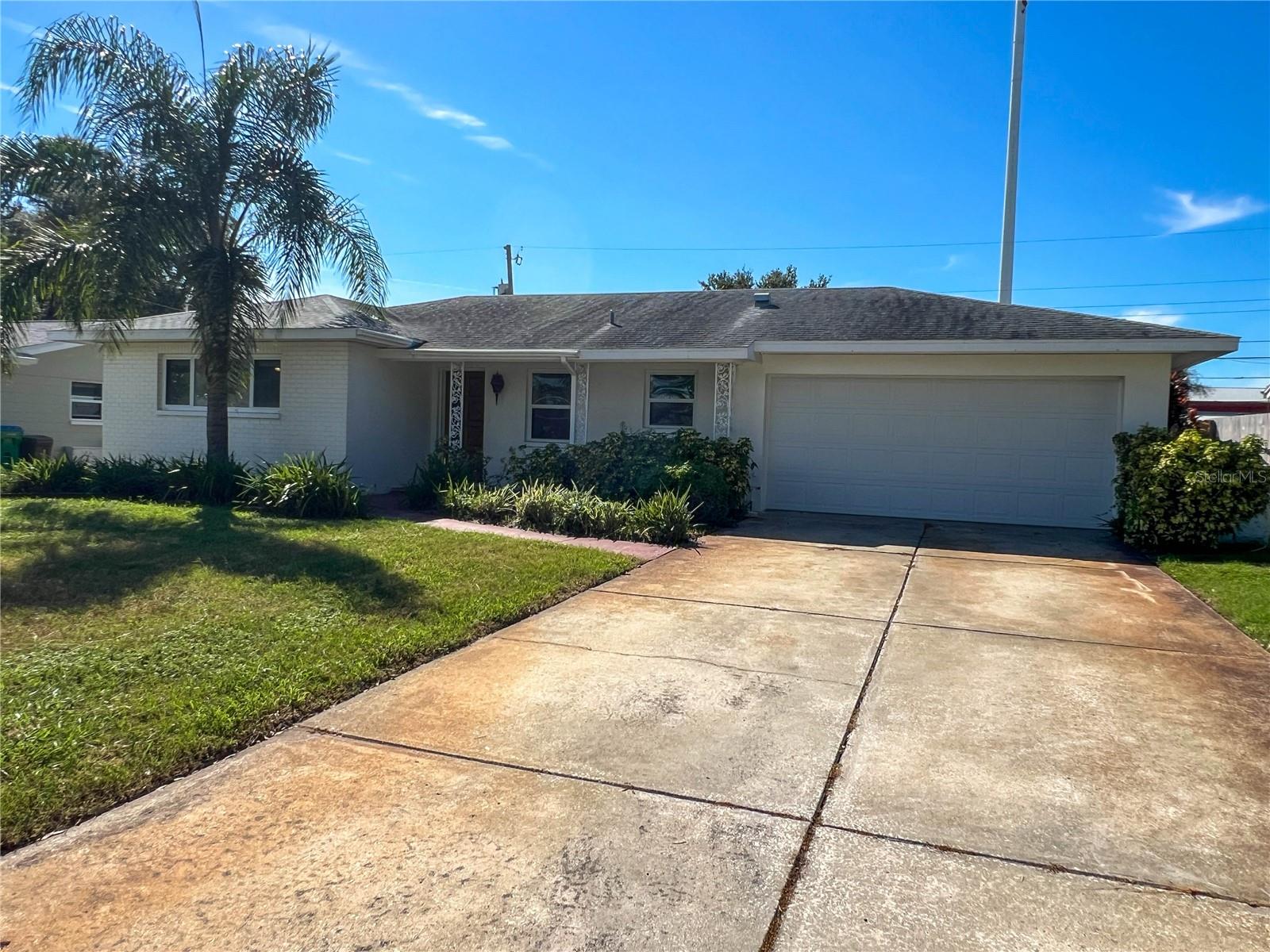 9270 111TH STREET, Seminole, FL 33772