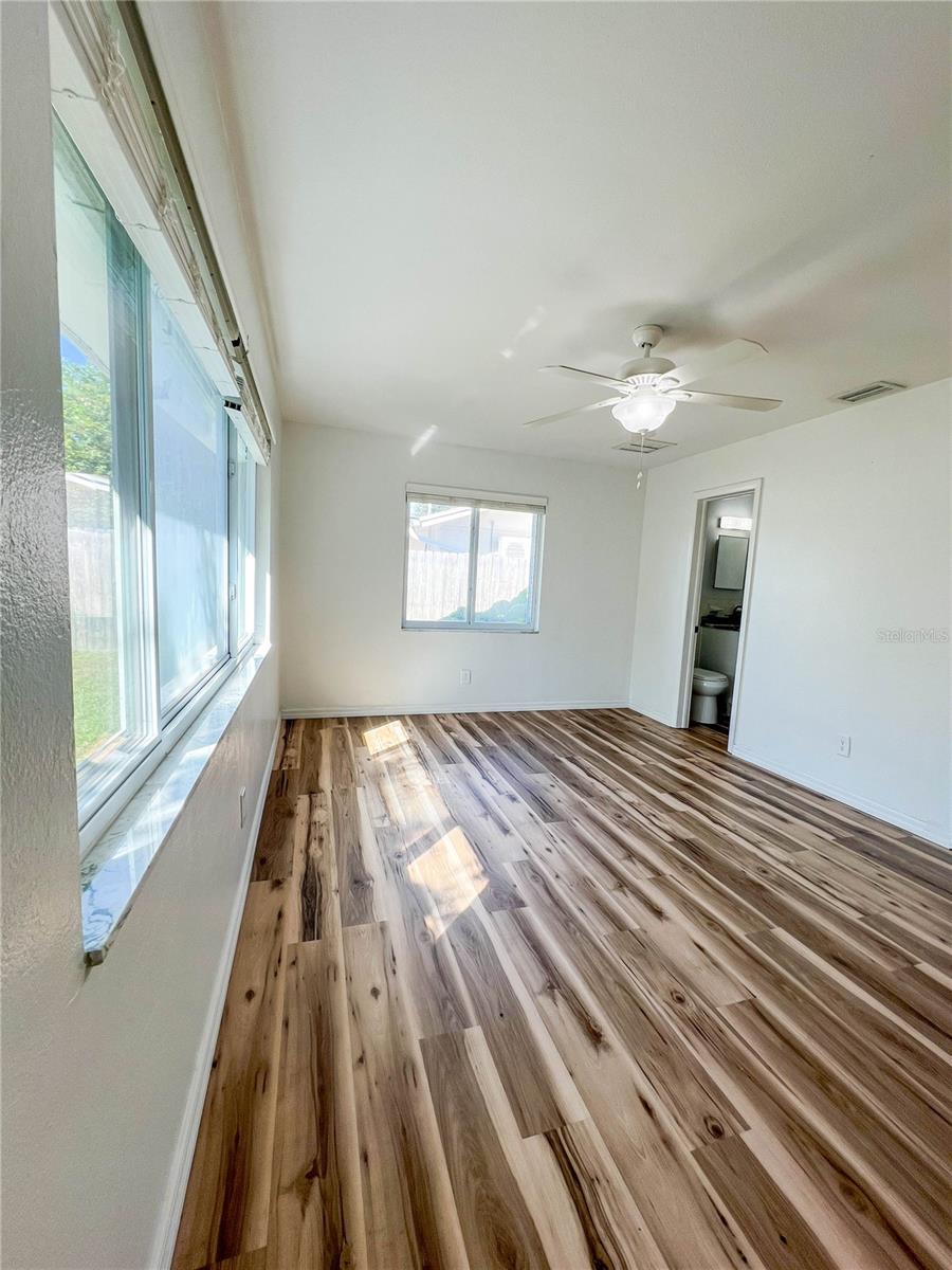 9270 111TH STREET, Seminole, FL 33772