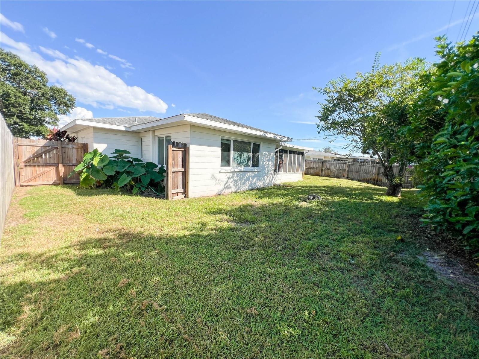 9270 111TH STREET, Seminole, FL 33772