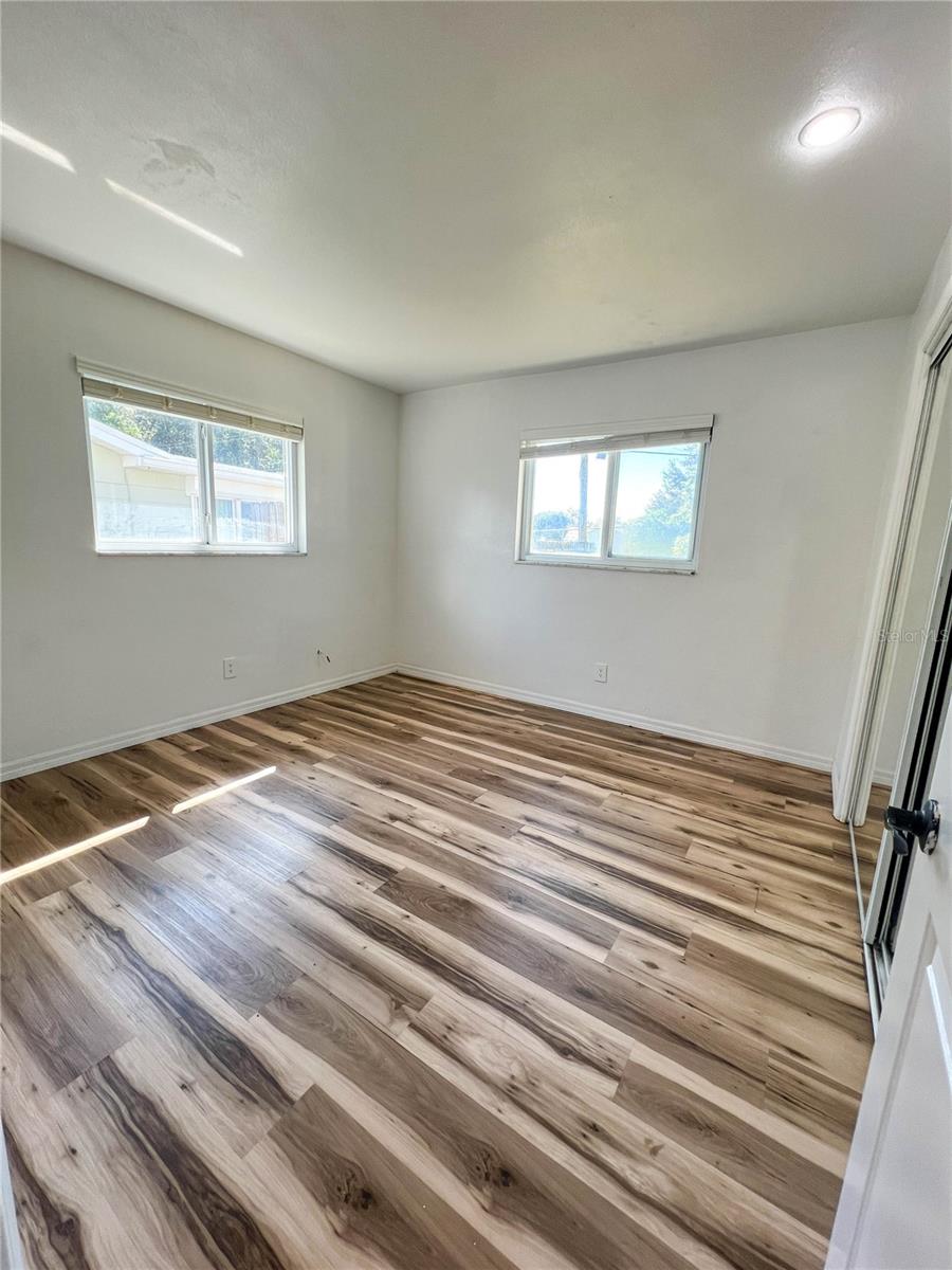 9270 111TH STREET, Seminole, FL 33772