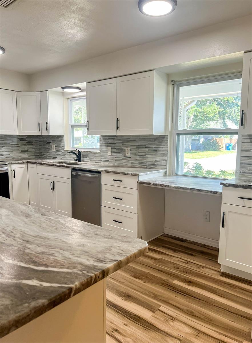 9270 111TH STREET, Seminole, FL 33772 9270 111TH STREET, Seminole, FL 33772