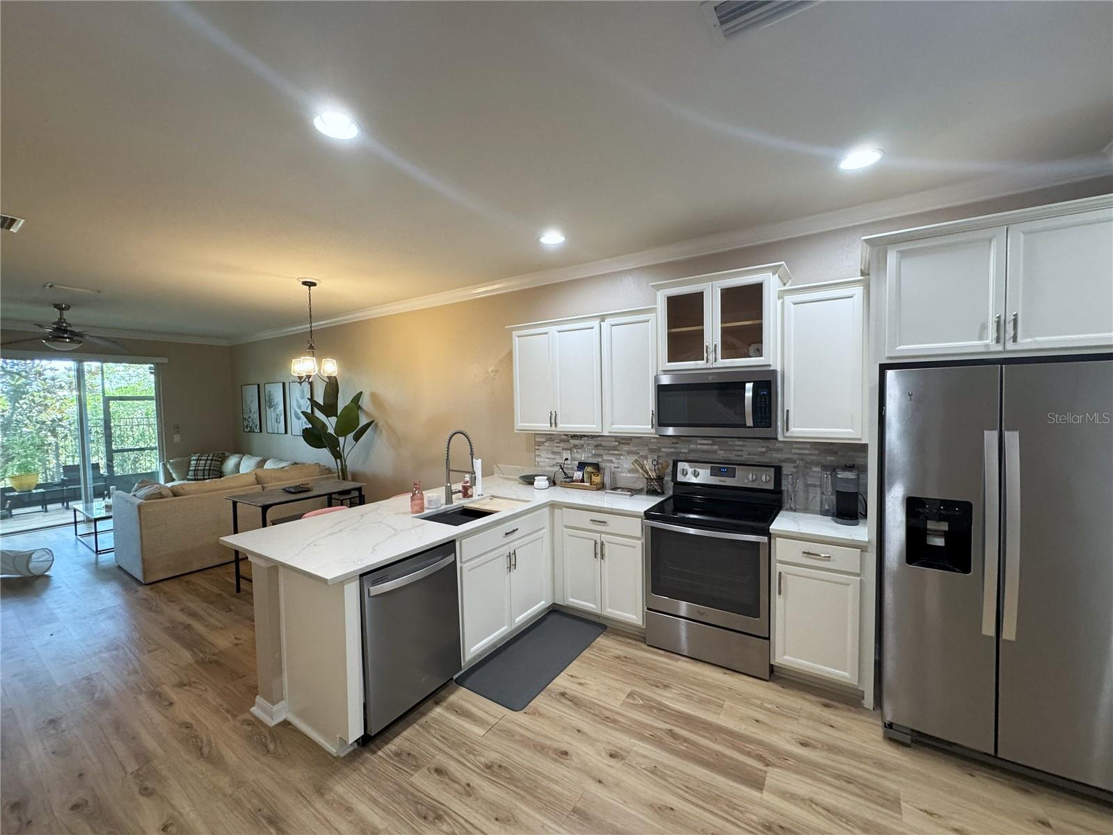 9245 HILLCROFT DRIVE, Riverview, FL 33578