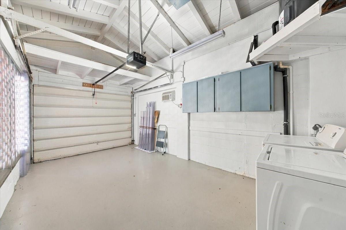 240 23RD AVENUE S, St Petersburg, FL 33705