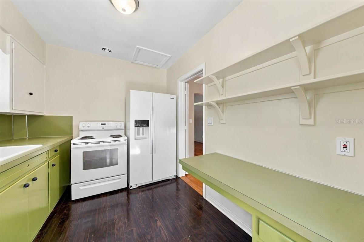 240 23RD AVENUE S, St Petersburg, FL 33705