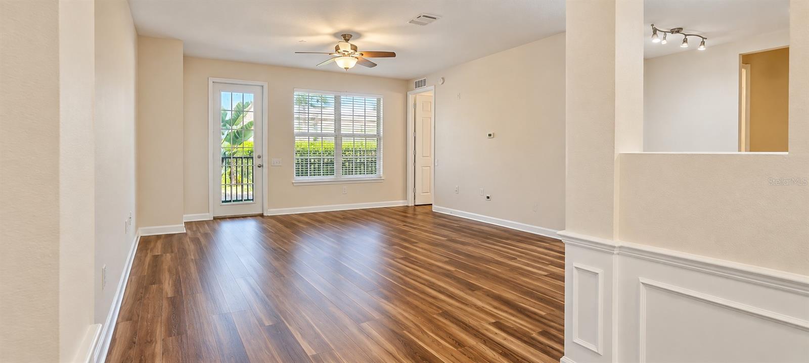 7903 SEMINOLE BOULEVARD, #2105, Seminole, FL 33772