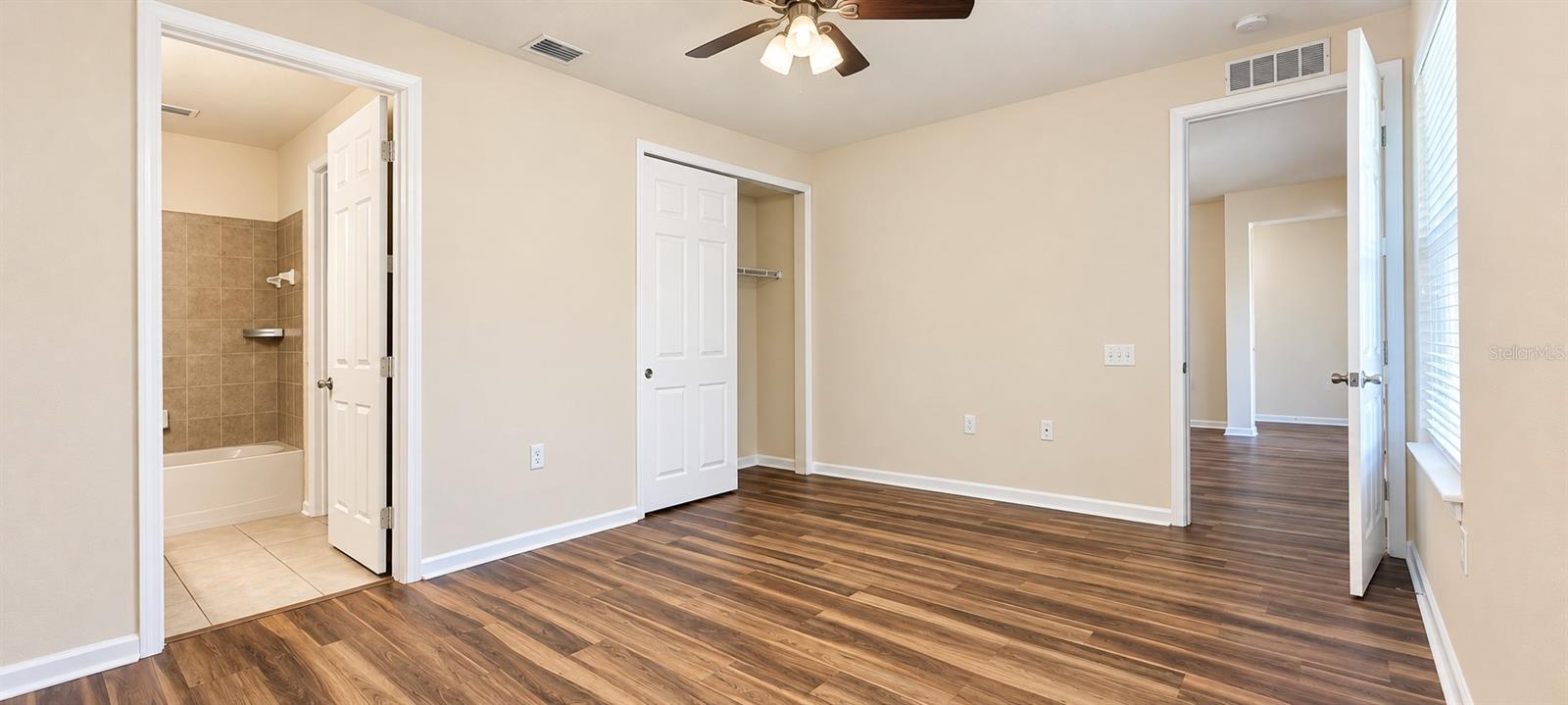 7903 SEMINOLE BOULEVARD, #2105, Seminole, FL 33772