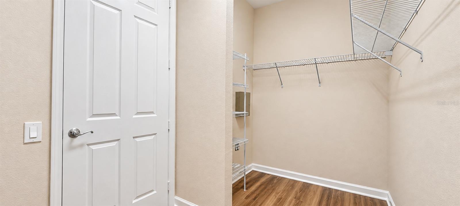 7903 SEMINOLE BOULEVARD, #2105, Seminole, FL 33772