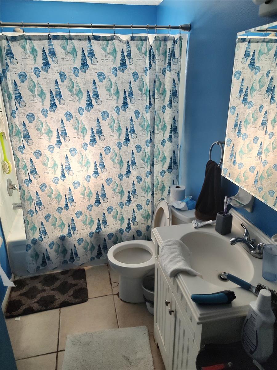 8050 47TH AVENUE N, St Petersburg, FL 33709