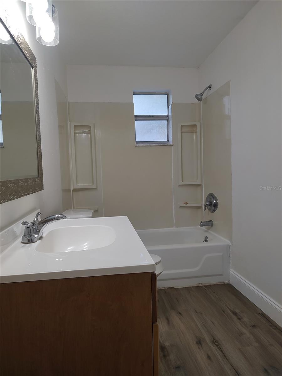 8050 47TH AVENUE N, St Petersburg, FL 33709