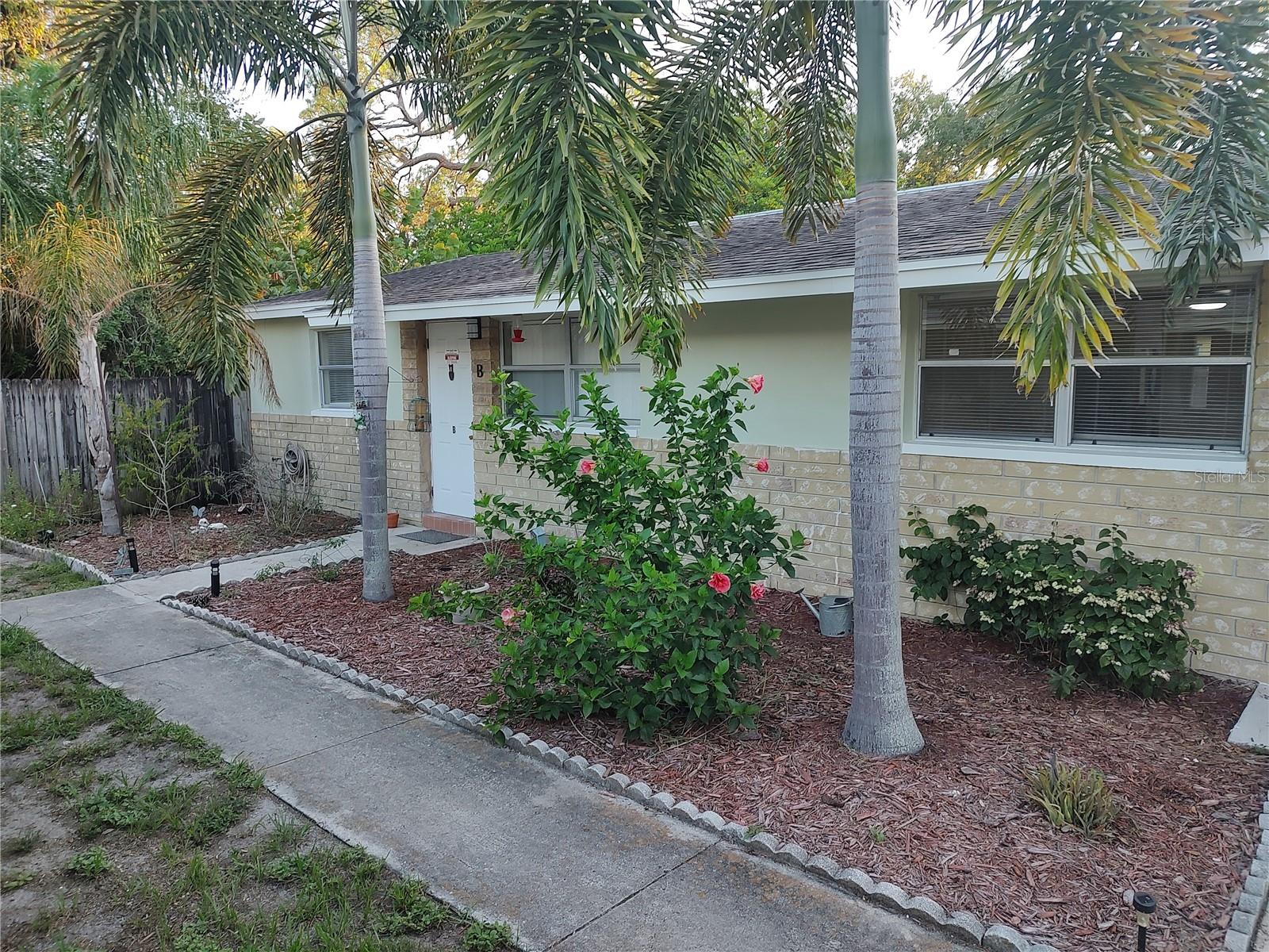 8050 47TH AVENUE N, St Petersburg, FL 33709 8050 47TH AVENUE N, St Petersburg, FL 33709