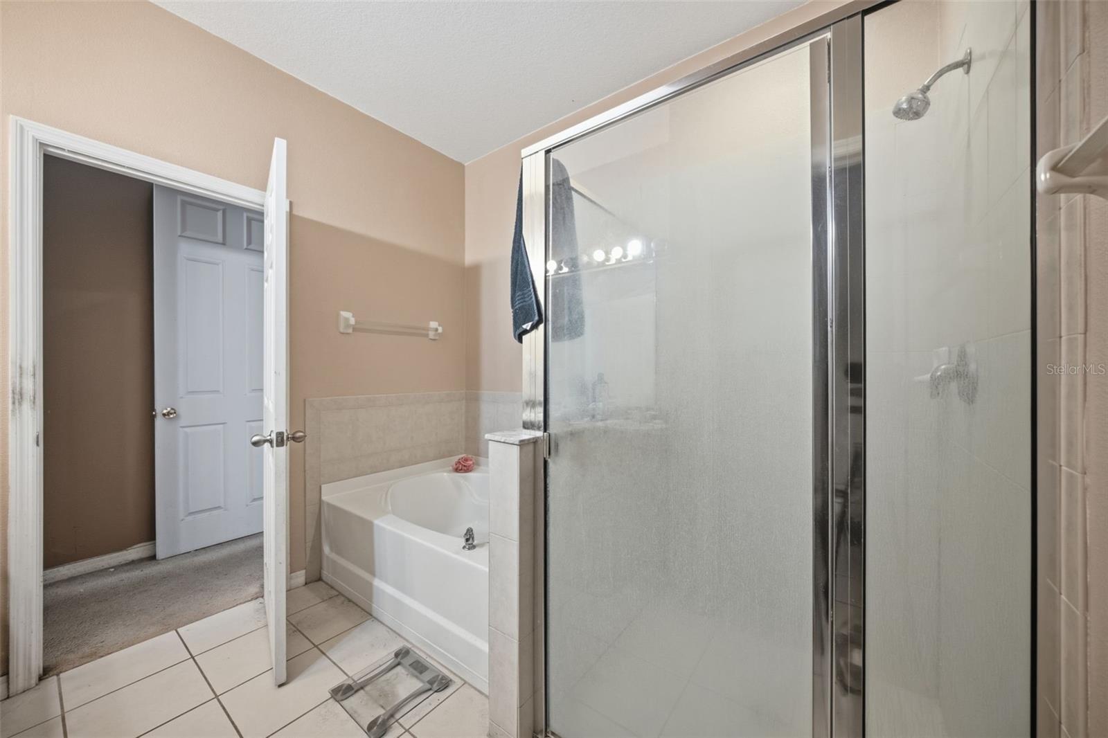 Primary bath