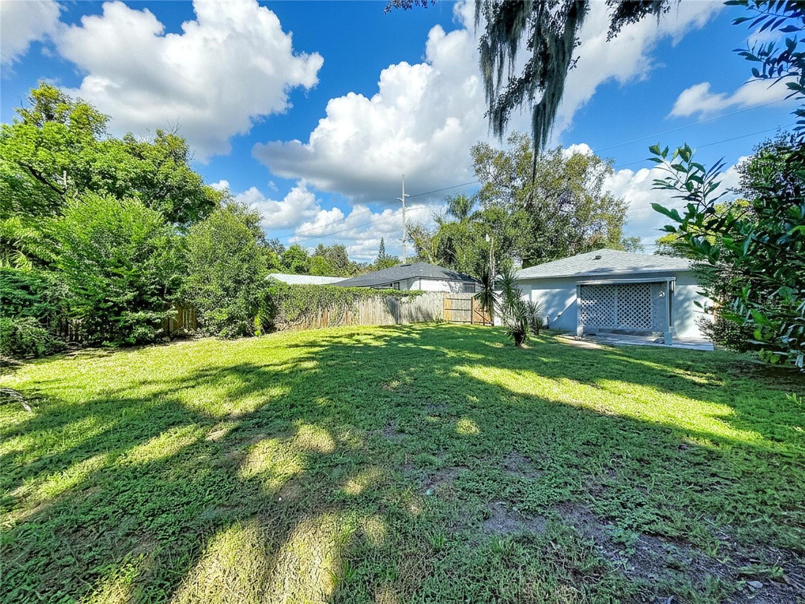 1417 E HANNA AVENUE, Tampa, FL 33604