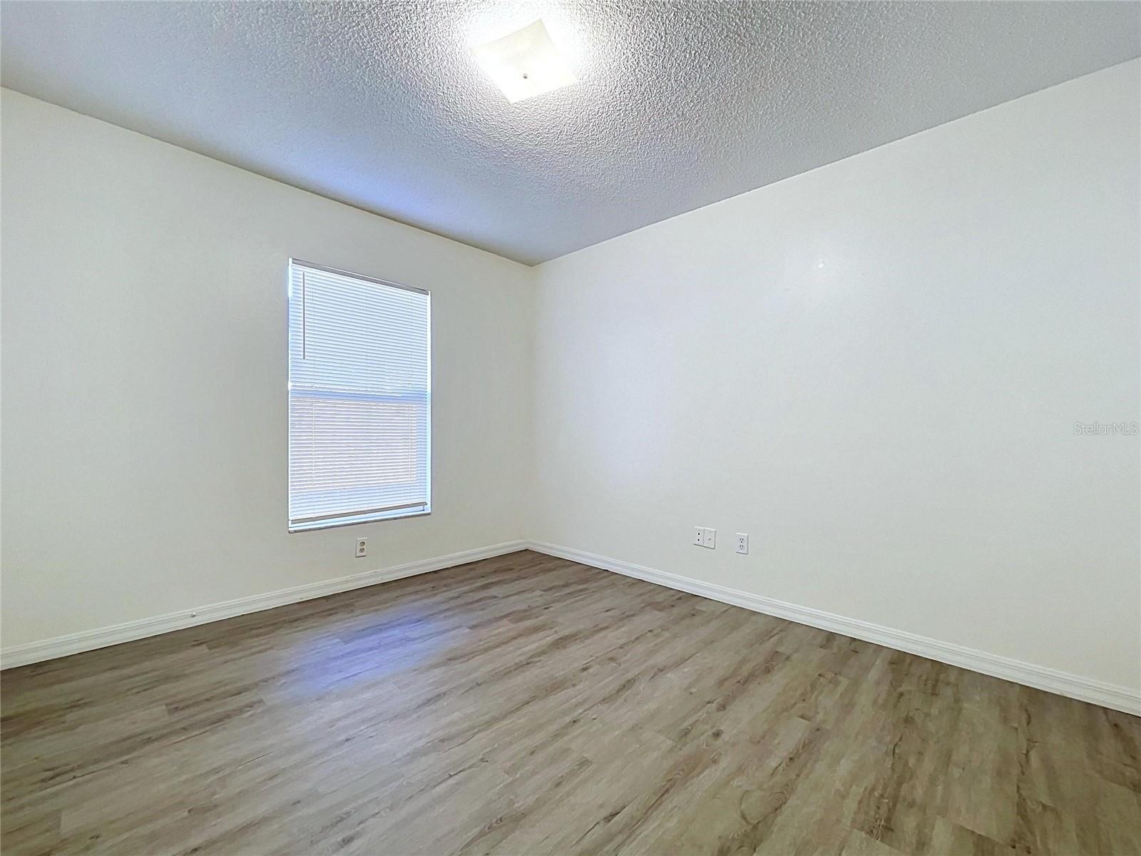 1417 E HANNA AVENUE, Tampa, FL 33604