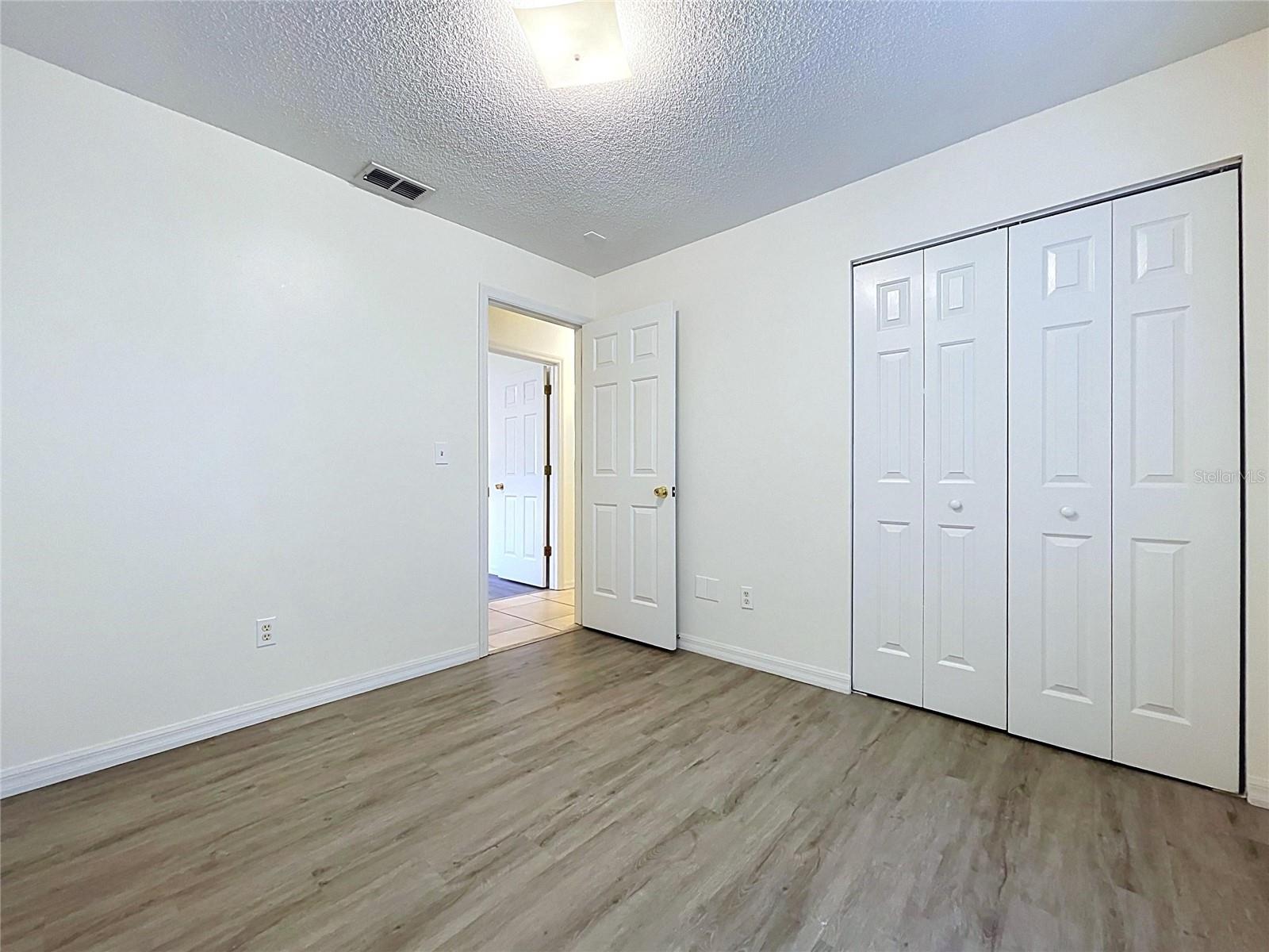 1417 E HANNA AVENUE, Tampa, FL 33604