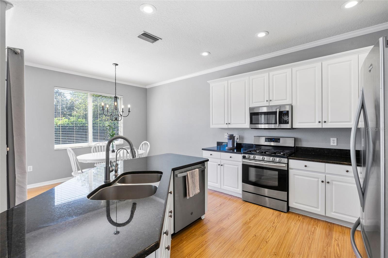 6020 MARTINGLADE PLACE, Lithia, FL 33547