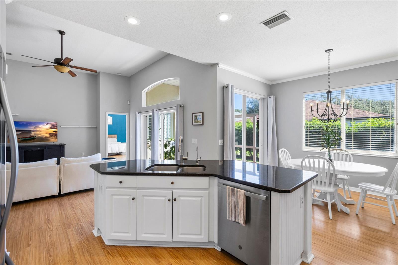 6020 MARTINGLADE PLACE, Lithia, FL 33547