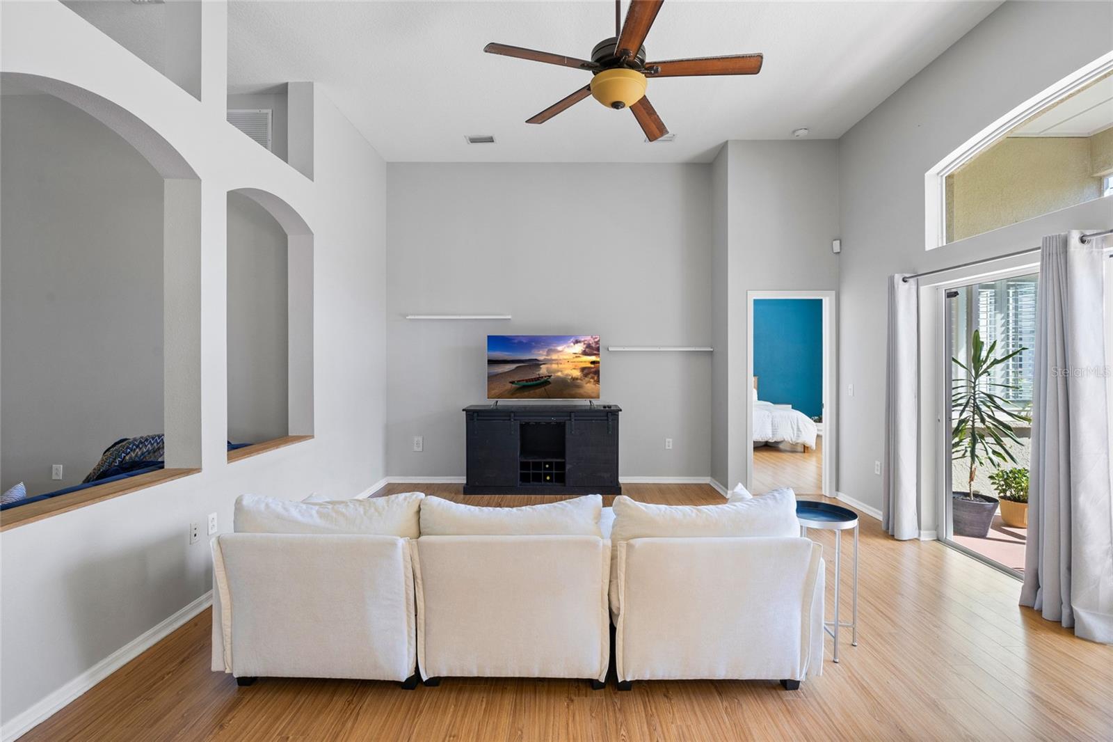 6020 MARTINGLADE PLACE, Lithia, FL 33547