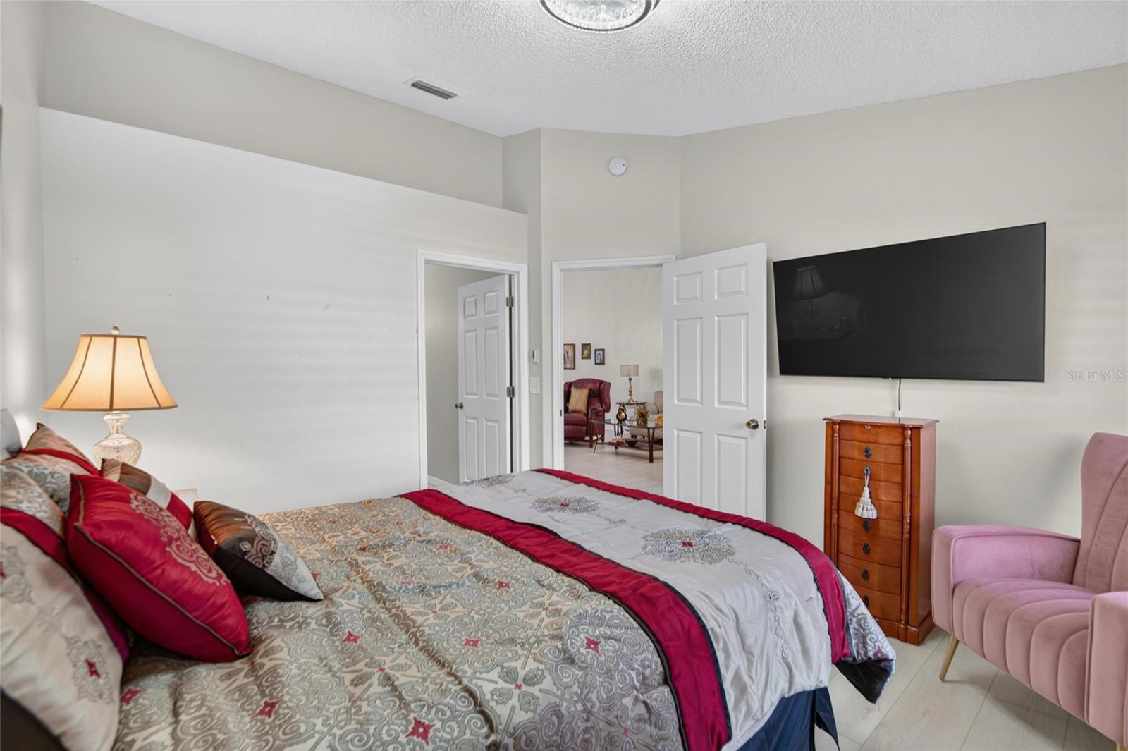 2433 NEW HAVEN CIRCLE, Sun City Center, FL 33573