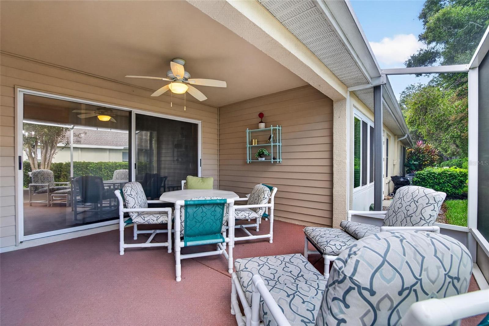 2433 NEW HAVEN CIRCLE, Sun City Center, FL 33573