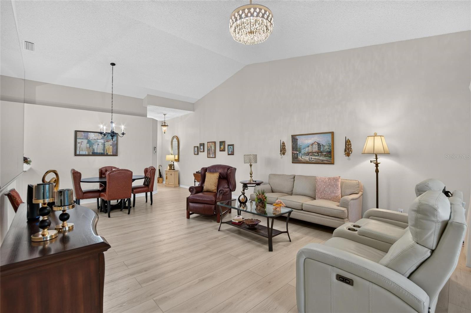 2433 NEW HAVEN CIRCLE, Sun City Center, FL 33573