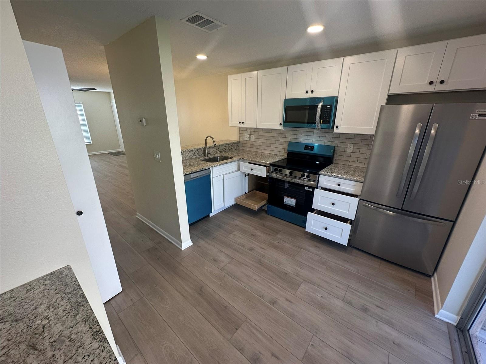 6433 TINA DRIVE, #15, New Port Richey, FL 34653