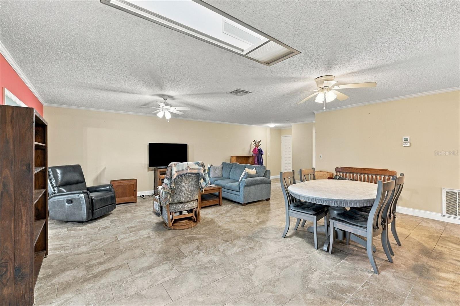 Family Room/Dining Room Combo