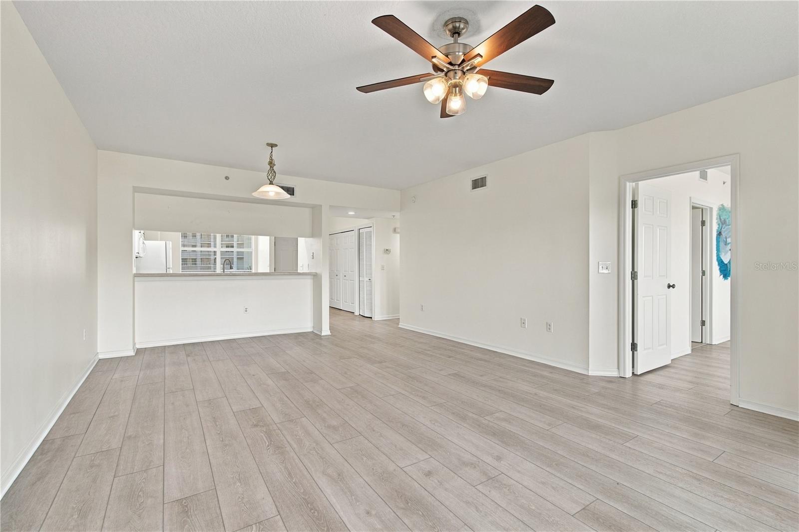 1200 COUNTRY CLUB DRIVE, #3202, Largo, FL 33771