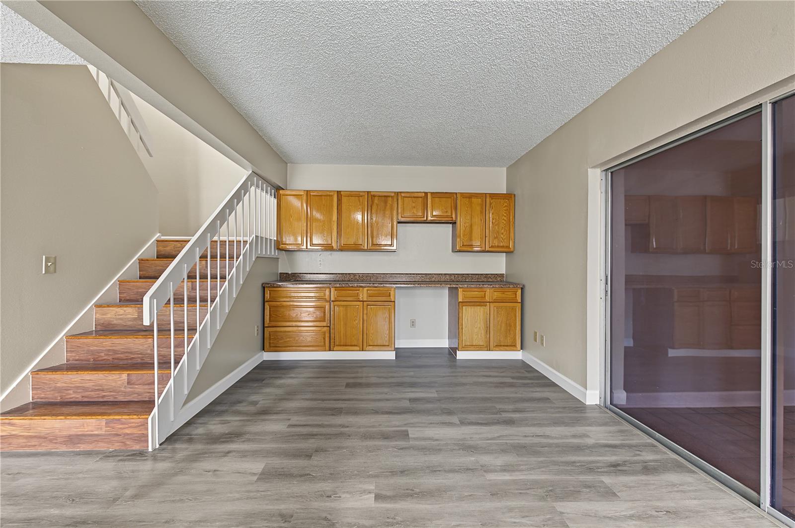 Coffee Bar or Butlers Pantry, laminate flooring