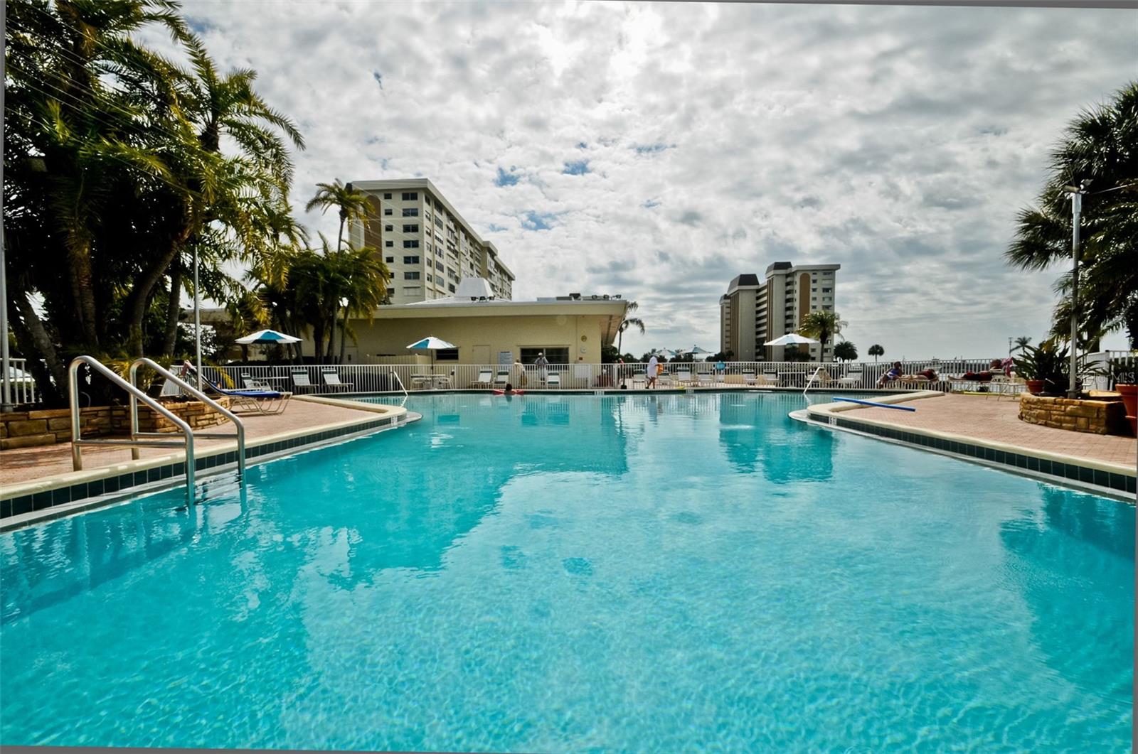 4575 COVE CIRCLE, #709, St Petersburg, FL 33708