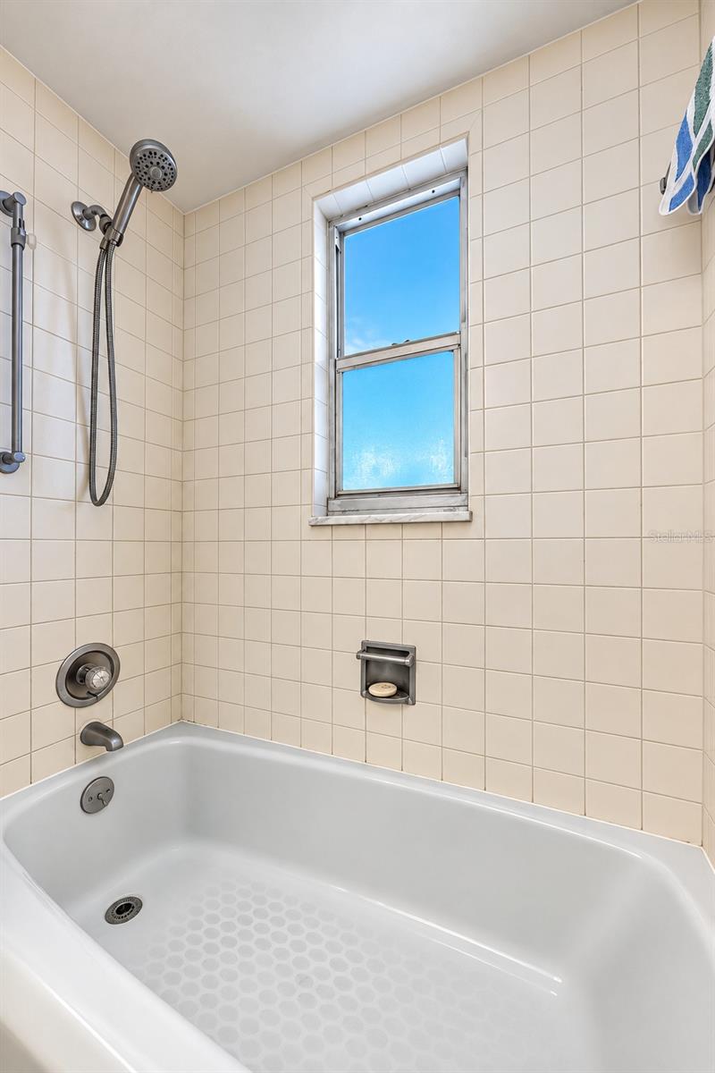 4575 COVE CIRCLE, #709, St Petersburg, FL 33708