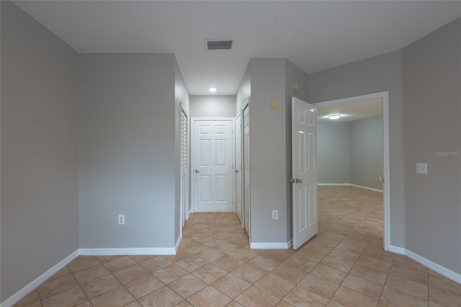 6007 SKYDALE WAY, #201, Riverview, FL 33578