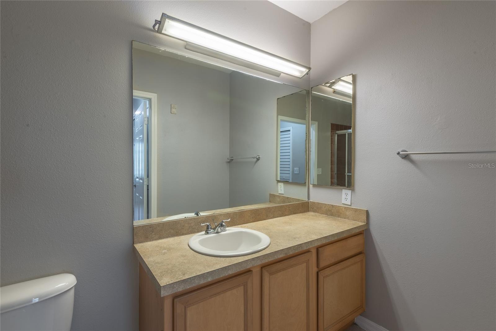 6007 SKYDALE WAY, #201, Riverview, FL 33578
