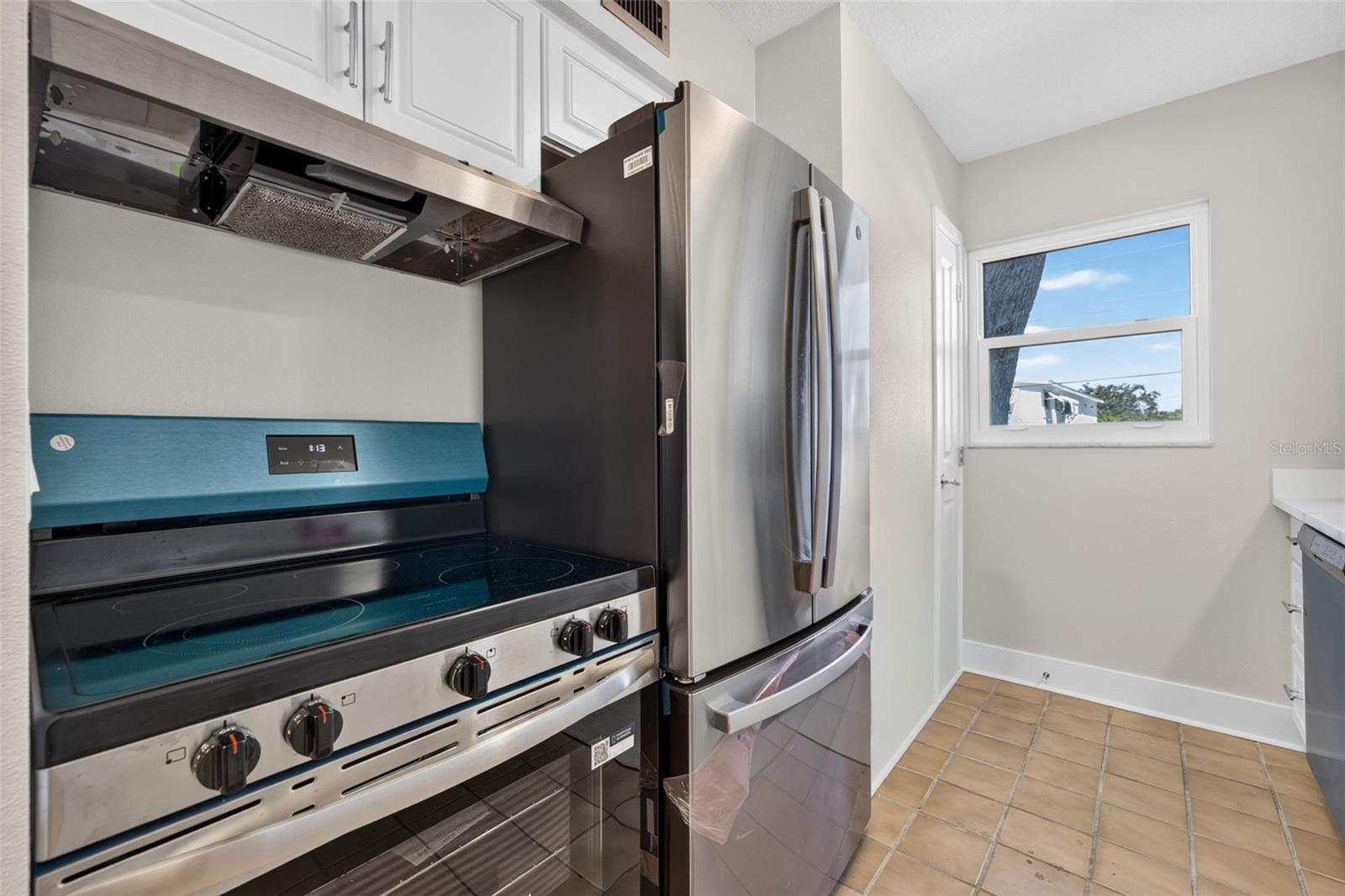Brand new stainless appliances
