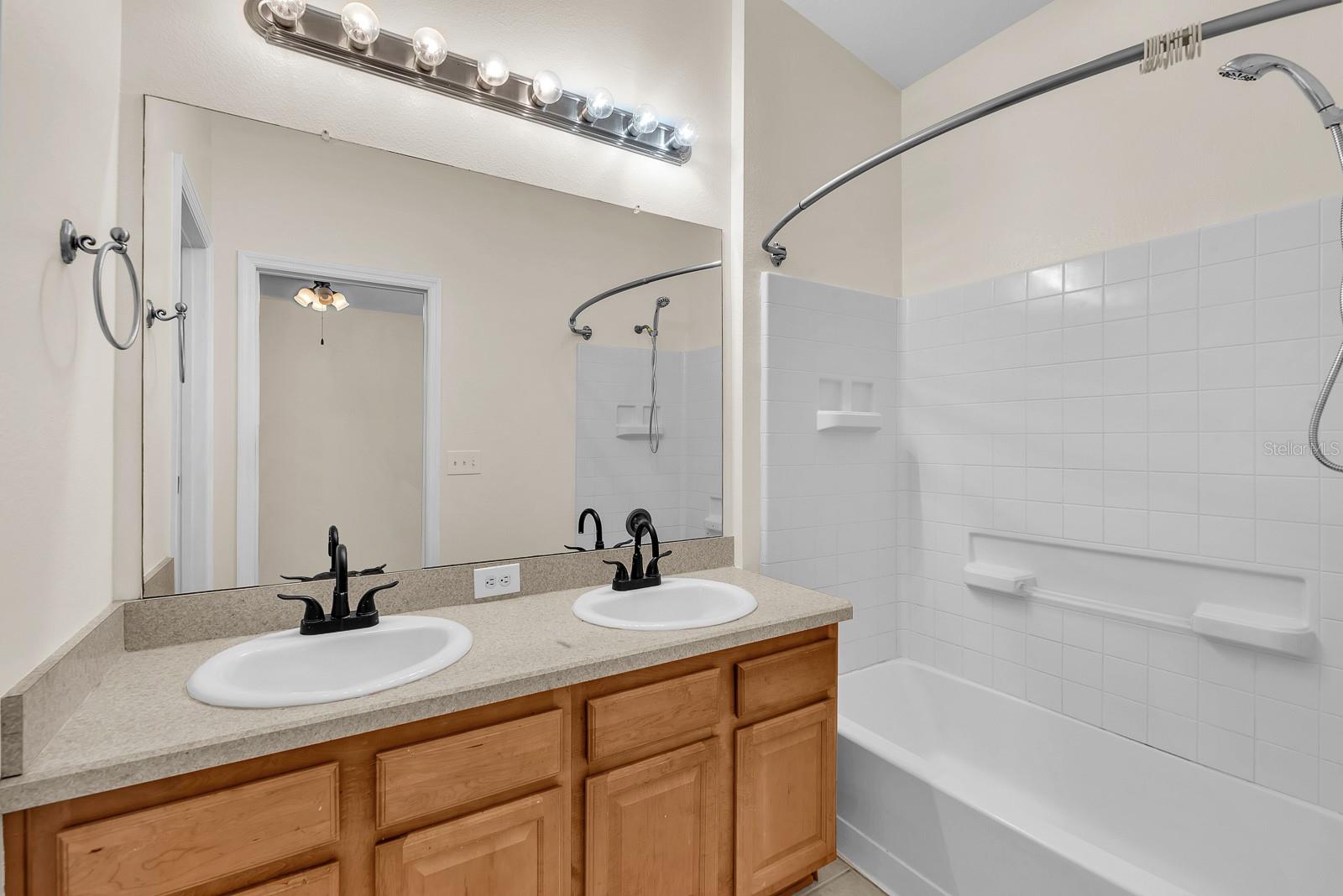 9020 MOONLIT MEADOWS LOOP, Riverview, FL 33578